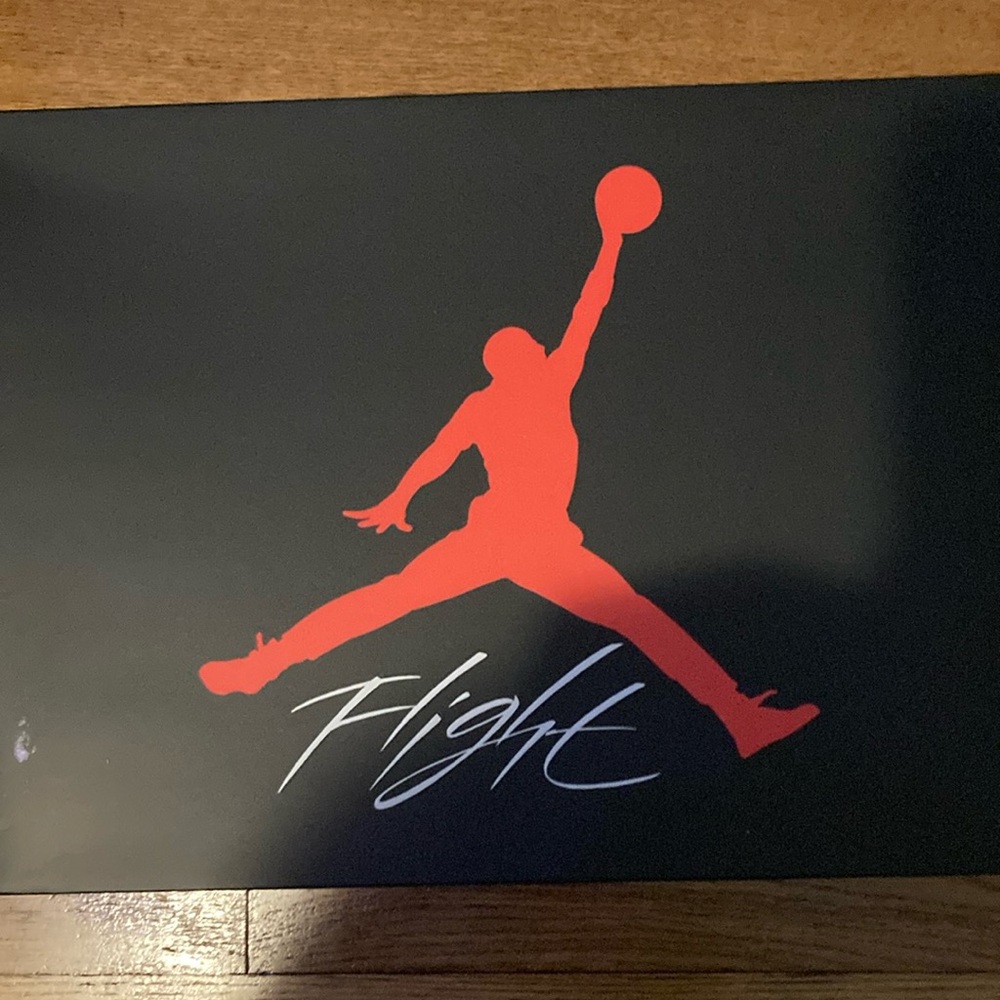 Jordan 4 Retro Box in White and Black